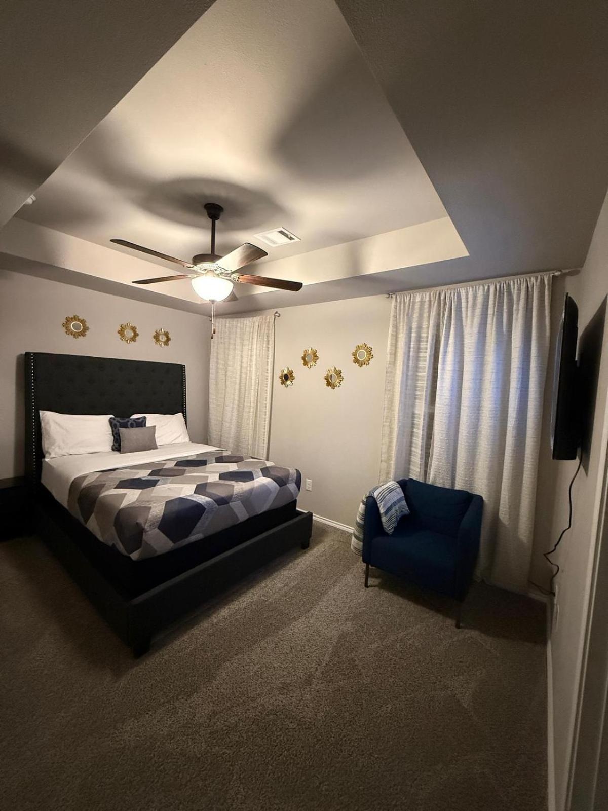 Gorgeous, Brand New 3 Bedrooms Home- Built 2024, Near Seaworld & Lackland Afb *