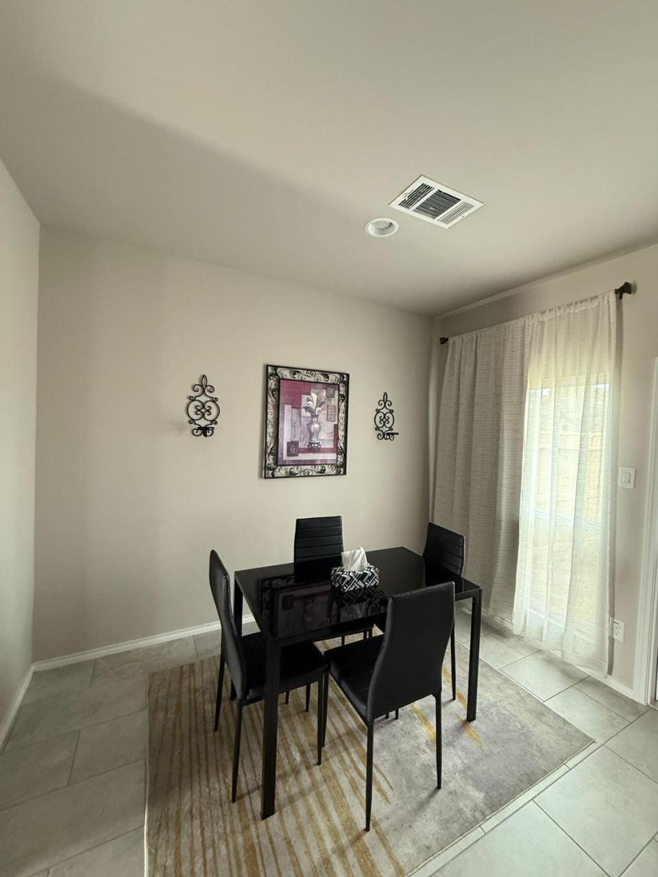 Gorgeous, Brand New 3 Bedrooms Home- Built 2024, Near Seaworld & Lackland Afb * San Antonio