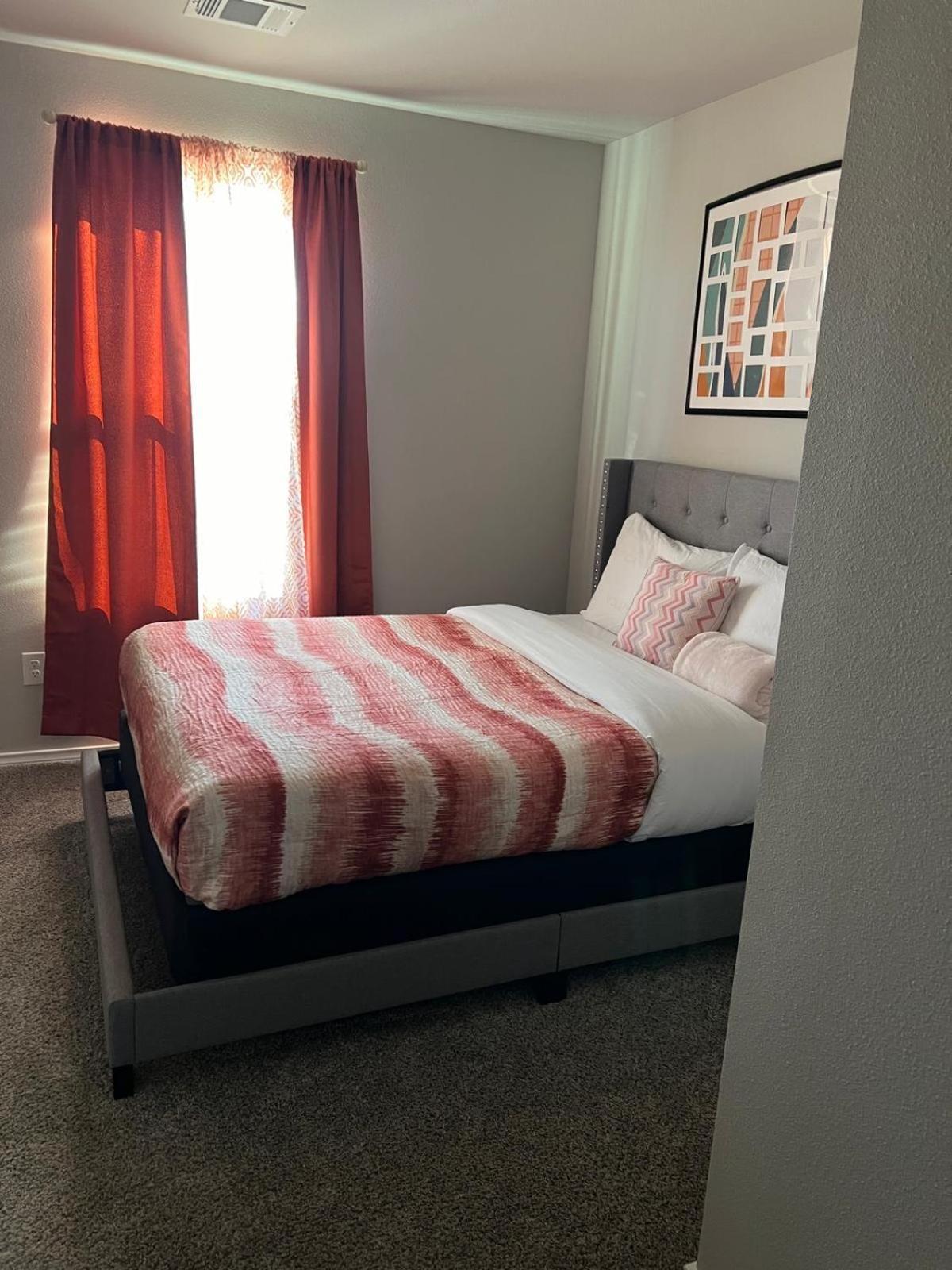 Gorgeous, Brand New 3 Bedrooms Home- Built 2024, Near Seaworld & Lackland Afb Ferienhaus